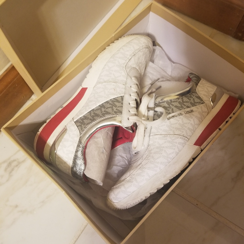 Michael Kors sneaker for women